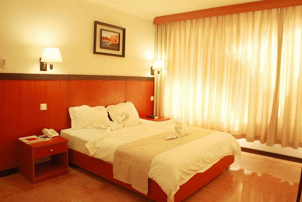 The Orchard Cebu Hotel & Suites Powered By Cocotel Mandaue-stad Buitenkant foto