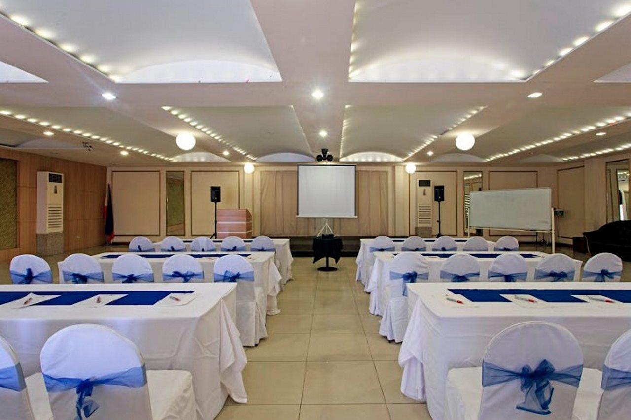 The Orchard Cebu Hotel & Suites Powered By Cocotel Mandaue-stad Buitenkant foto